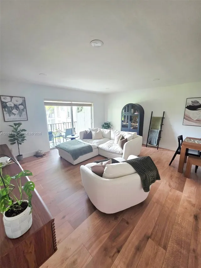 2-bedroom rental at 10385 N Kendall Drive #P7, Miami