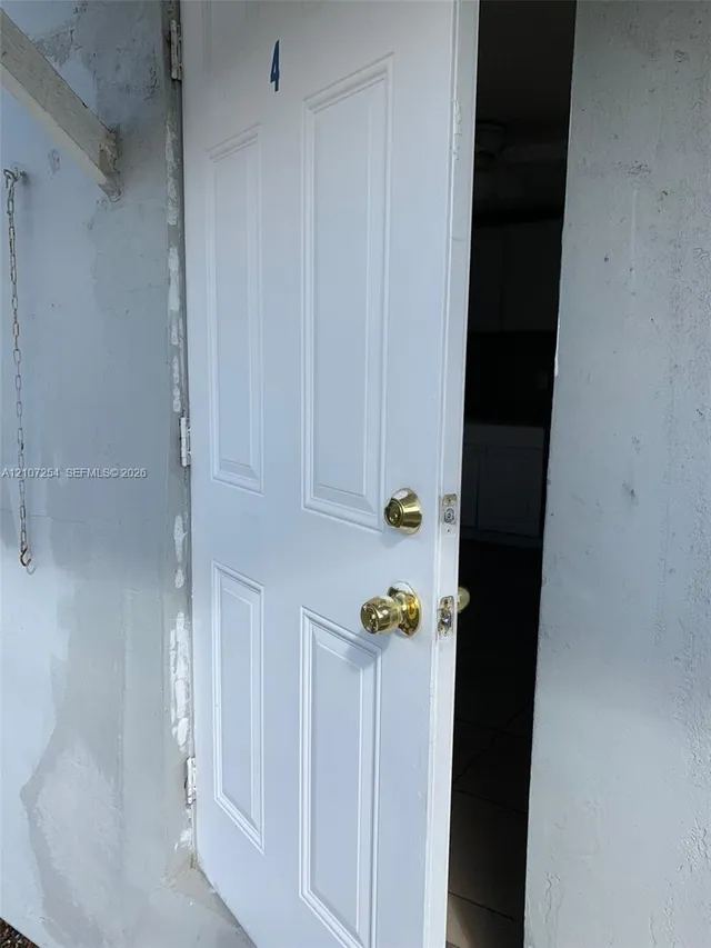 1-bedroom rental at 517 NW 1st Avenue #4, Hallandale Beach
