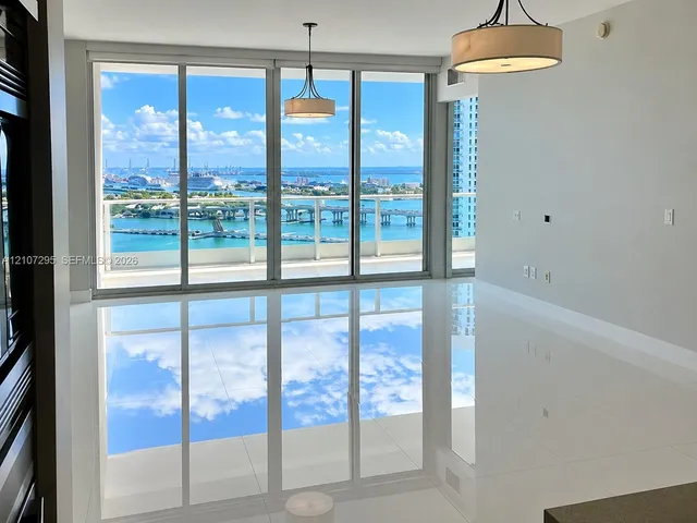 3-bedroom rental at 2020 N Bayshore Drive #3203, Miami