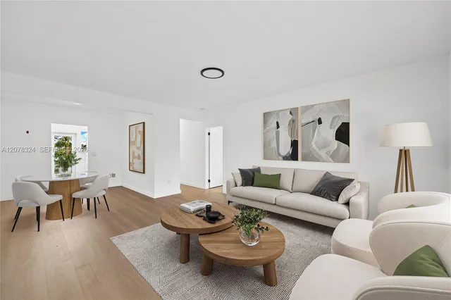 2-bedroom rental at 6930 Rue Versailles #31, Miami Beach