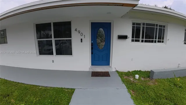 3-bedroom rental at 4901 NW 177th Street #1, Miami Gardens