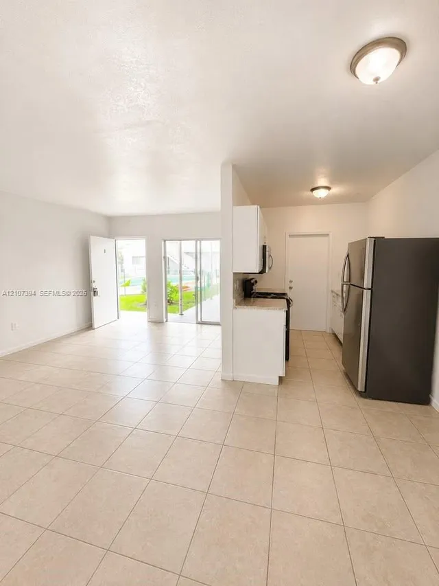 1-bedroom rental at 1951 NE 167th Street #3, North Miami Beach