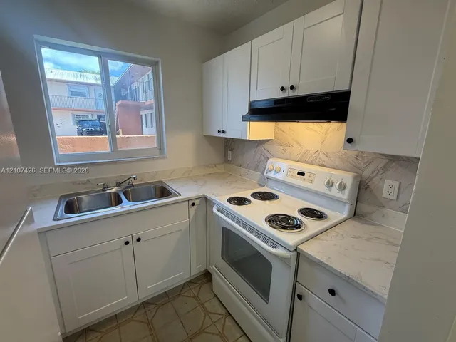 2-bedroom rental at 130 W 9th Street #1, Hialeah