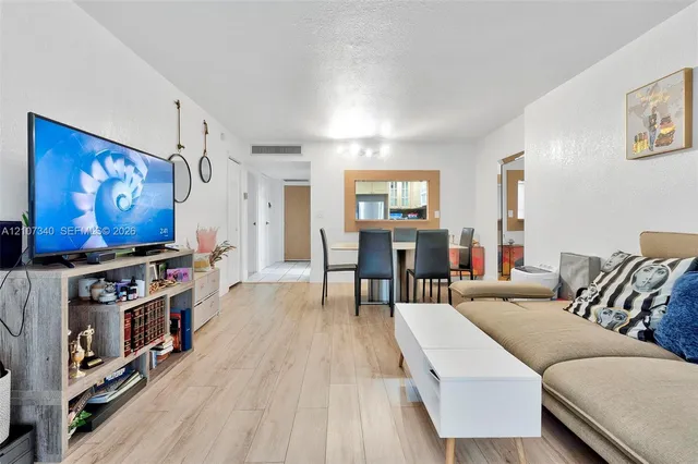 1-bedroom rental at 3401 N Country Club Drive #406, Aventura