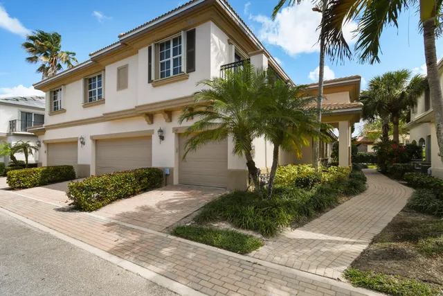 2-bedroom rental at 107 Evergrene Parkway, Palm Beach Gardens