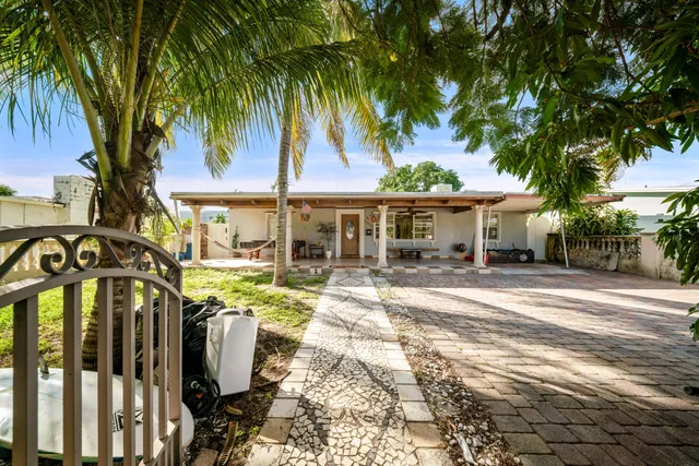 3-bedroom rental at 1020 FOREST Court, West Palm Beach