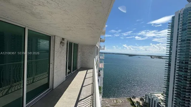 1-bedroom rental at 1200 Brickell Bay Drive #3505, Miami