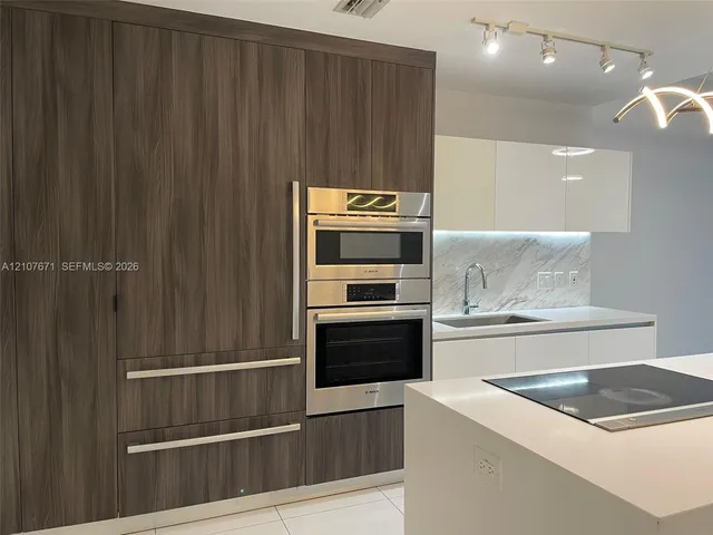 2-bedroom rental at 851 NE 1st Avenue #4306, Miami