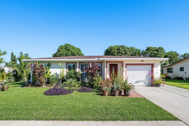 2-bedroom home at 6395 Whispering Wind Way, Delray Beach