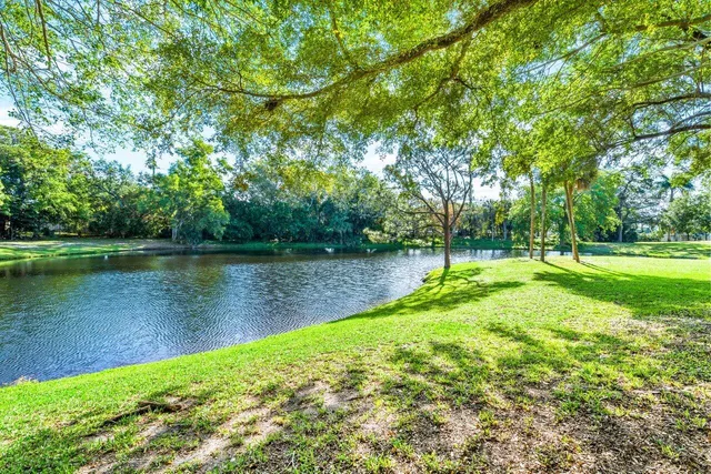 2-bedroom home at 5087 Oakhill Lane, Delray Beach