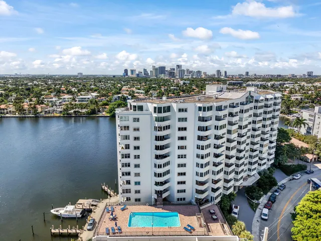 2-bedroom home at 333 SUNSET Drive #104, Fort Lauderdale