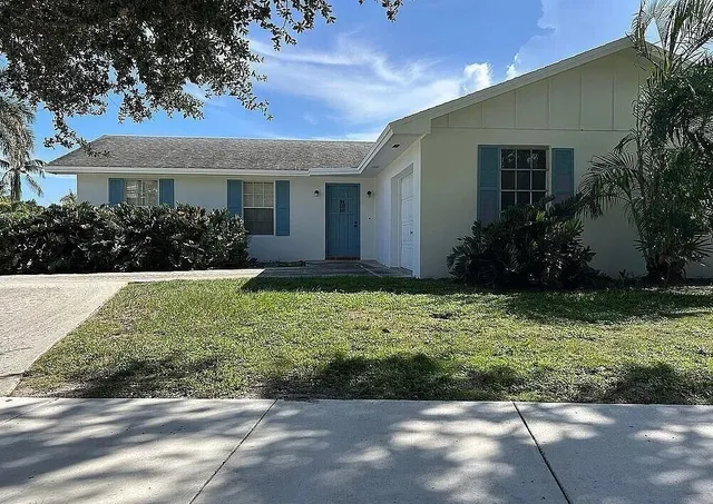 3-bedroom home at 336 Tequesta Drive, Jupiter