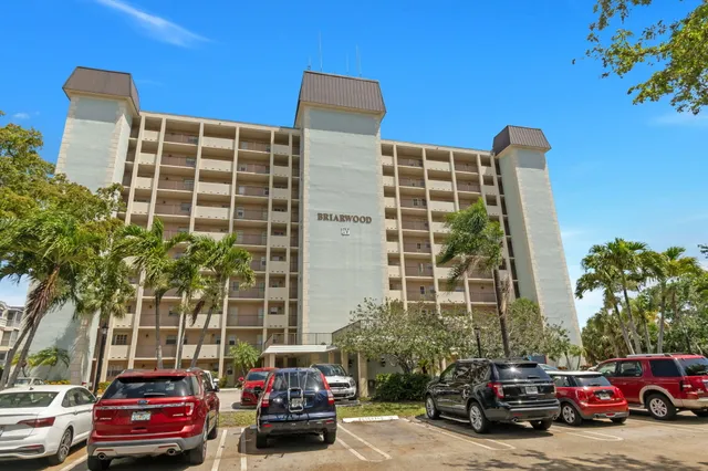 1-bedroom home at 9101 W Sample Road #1004, Coral Springs