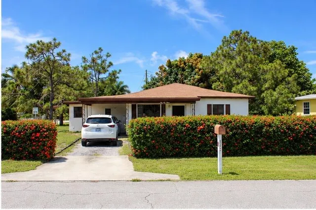 2-bedroom home at 263 NE 16TH, Delray Beach