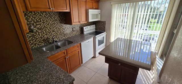 2-bedroom home at 4154 Inverrary Drive #302, Lauderhill