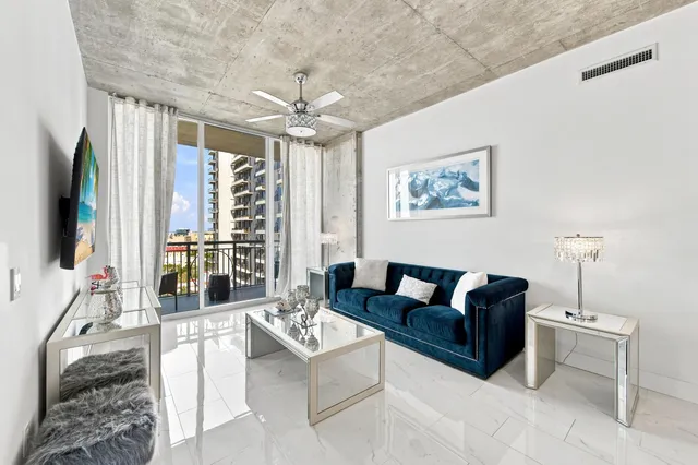 2-bedroom home at 300 S Australian Avenue #1404, West Palm Beach
