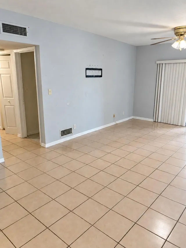 1-bedroom rental at 2802 NW 55TH Avenue #2A, Lauderhill
