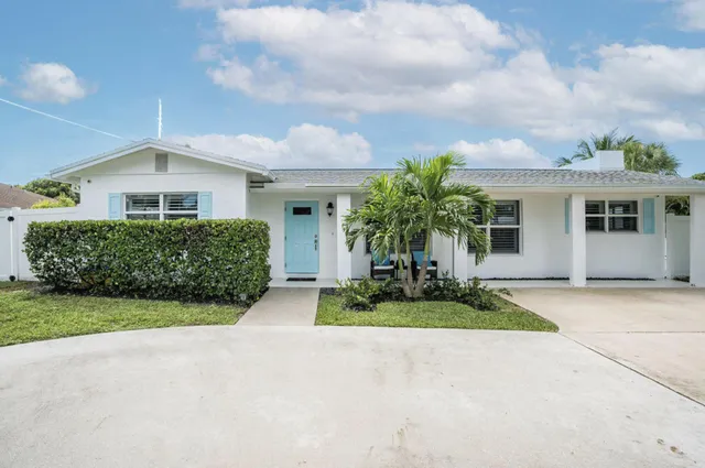 3-bedroom rental at 462 Tequesta Drive, Tequesta