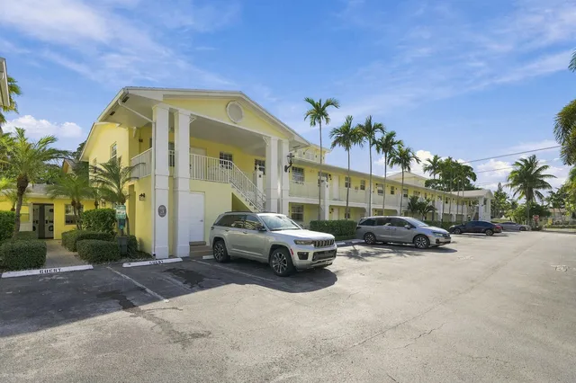 2-bedroom rental at 2660 NE 8TH Avenue #219, Wilton Manors