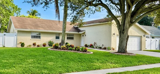 3-bedroom rental at 8331 NW 50TH Street, Lauderhill