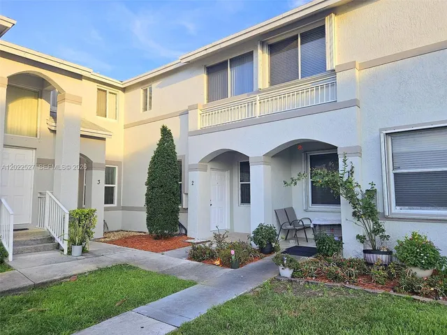 3-bedroom home at 870 NE 212th Terrace #2, Miami