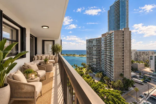 2-bedroom home at 2333 Brickell Avenue #1616, Miami