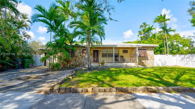 4-bedroom home at 901 NE 8th Street, Hallandale Beach