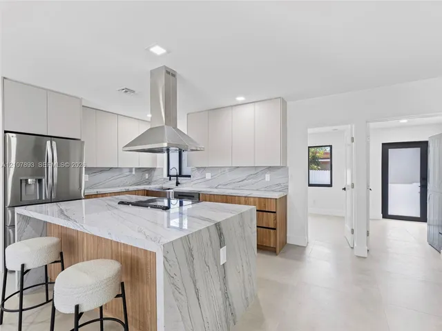 5-bedroom home at 610 NE 164th Terrace, Miami