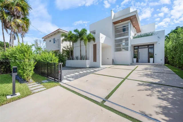4-bedroom home at 9181 Carlyle Avenue, Surfside