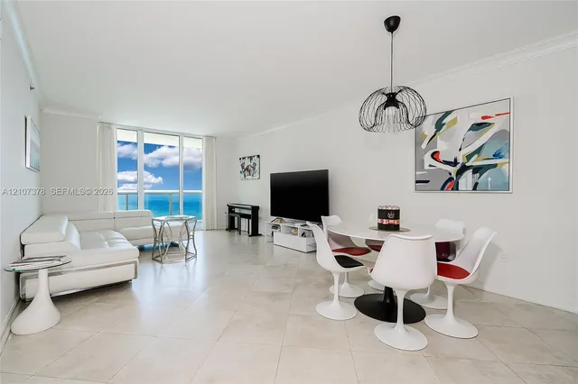 3-bedroom home at 1830 S Ocean Drive #3511, Hallandale Beach