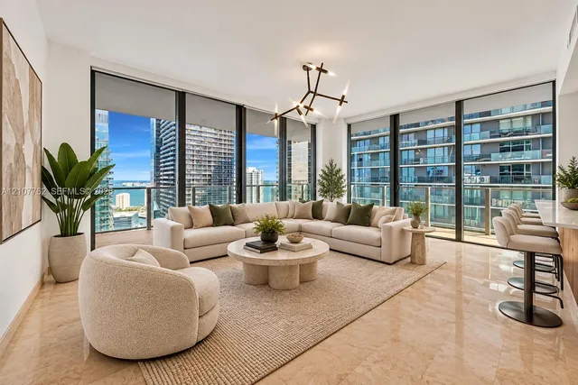 2-bedroom home at 88 SW 7th Street #3401, Miami