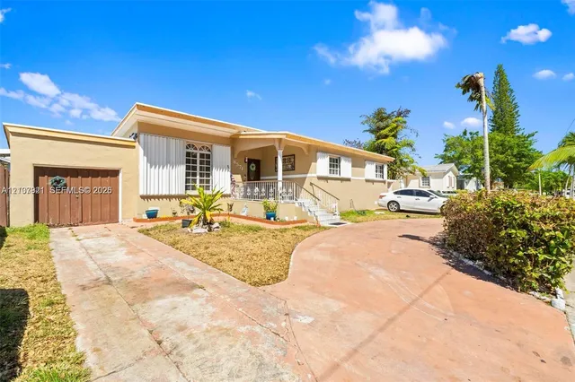 3-bedroom rental at 8571 SW 30th Street #0, Miami