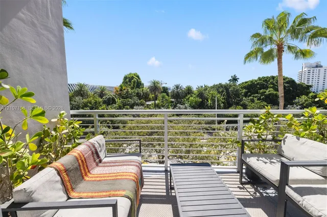1-bedroom rental at 2001 Meridian Avenue #418, Miami Beach