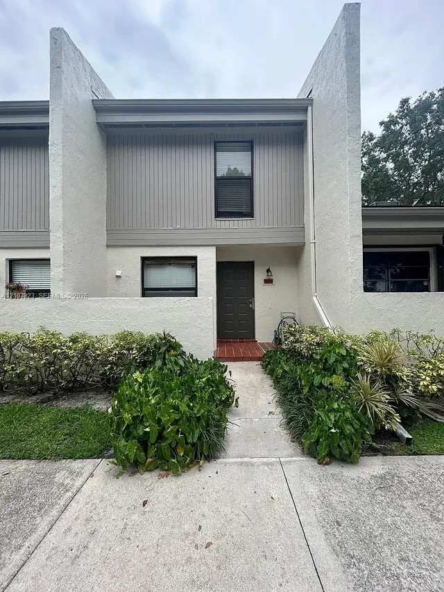 2-bedroom rental at 9884 NW 15th Street #182, Pembroke Pines