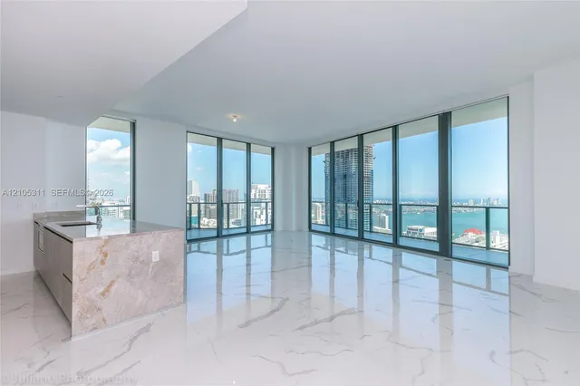 3-bedroom rental at 1300 S Miami Avenue #PH5101, Miami