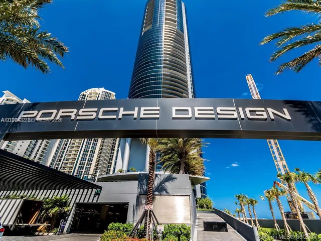 3-bedroom rental at 18555 Collins Avenue #4604, Sunny Isles Beach