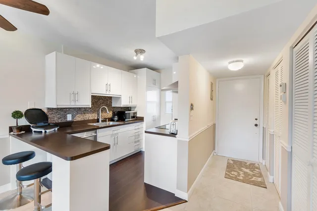 1-bedroom rental at 5401 NW 2ND Avenue #3220, Boca Raton
