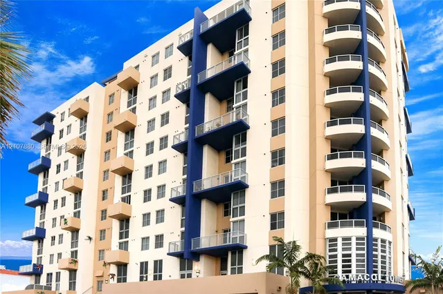 2-bedroom rental at 1401 W Flagler Street #906, Miami