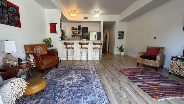 3-bedroom rental at 11034 NW 43rd Terrace #11034, Doral