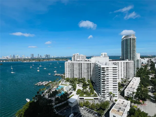 1-bedroom rental at 1330 West Avenue #2005, Miami Beach