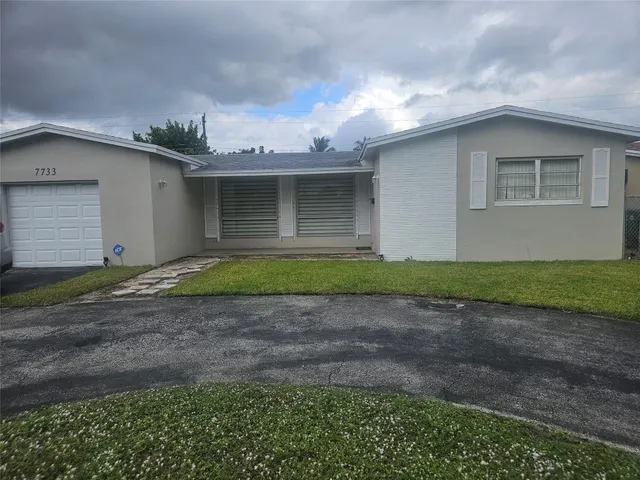 3-bedroom home at 7733 Embassy Boulevard, Miramar