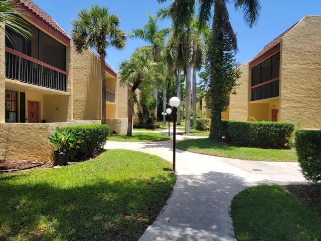2-bedroom home at 791 SE 1ST Way #74, Deerfield Beach