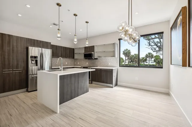 3-bedroom home at 161 SE 1ST Circle #161, Pompano Beach