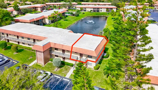 2-bedroom rental at 21909 Lake Forest Circle #206, Boca Raton