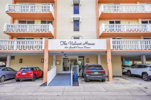 1-bedroom rental at 801 S OCEAN Drive #1005, Hollywood