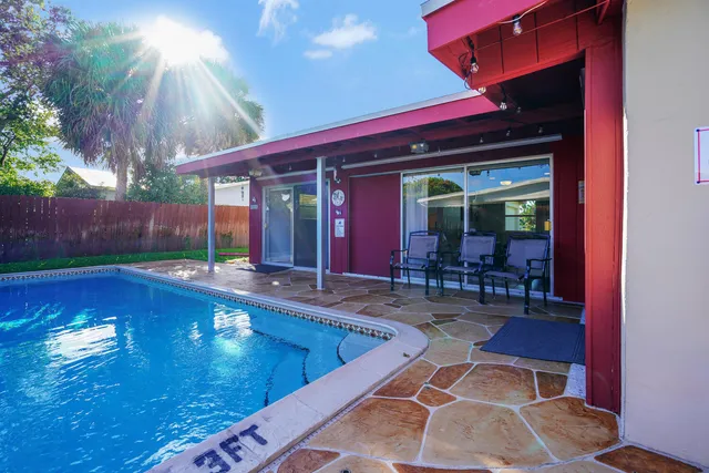 3-bedroom rental at 416 LIGHTHOUSE Drive, North Palm Beach
