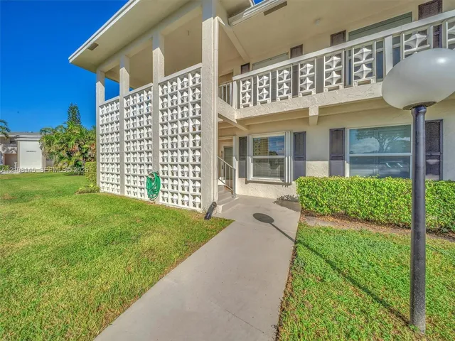 2-bedroom home at 1020 Citrus Way #101, Delray Beach
