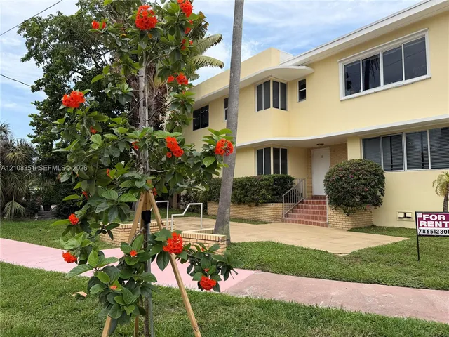 1-bedroom rental at 2880 Pine Tree Drive #9, Miami Beach