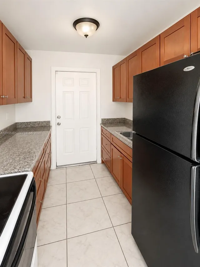 2-bedroom rental at 621 NW 177th Street #101, Miami Gardens