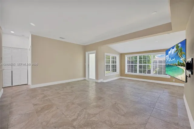 3-bedroom rental at 818 NE 3rd Street, Hallandale Beach